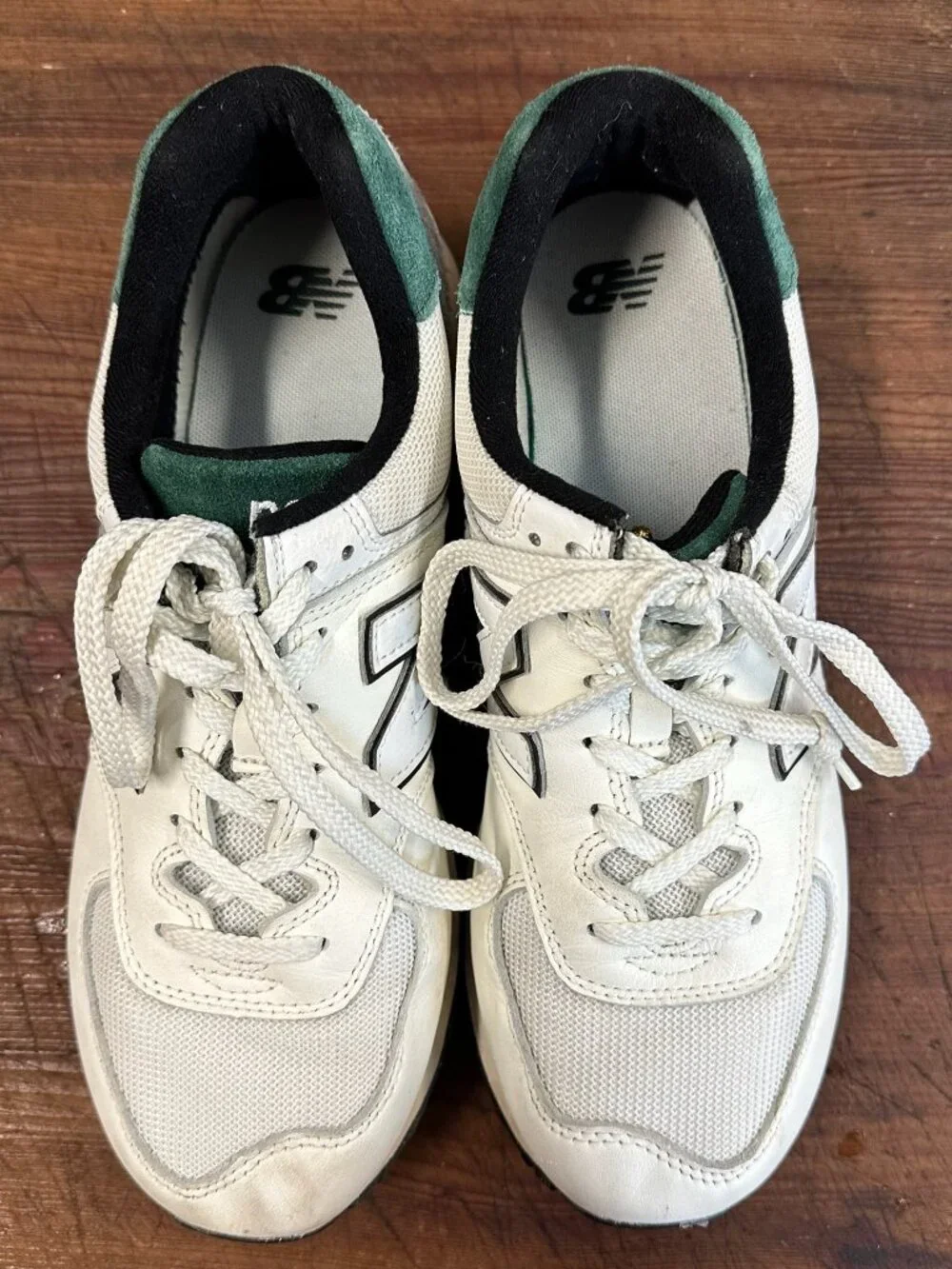 New Balance 574 White Green Lifestyle Sneakers U574VX2 Men's Size 9.5
